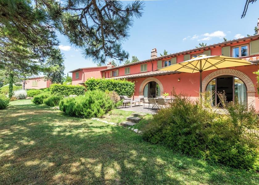 Tuscany Trequanda Exterior Detail