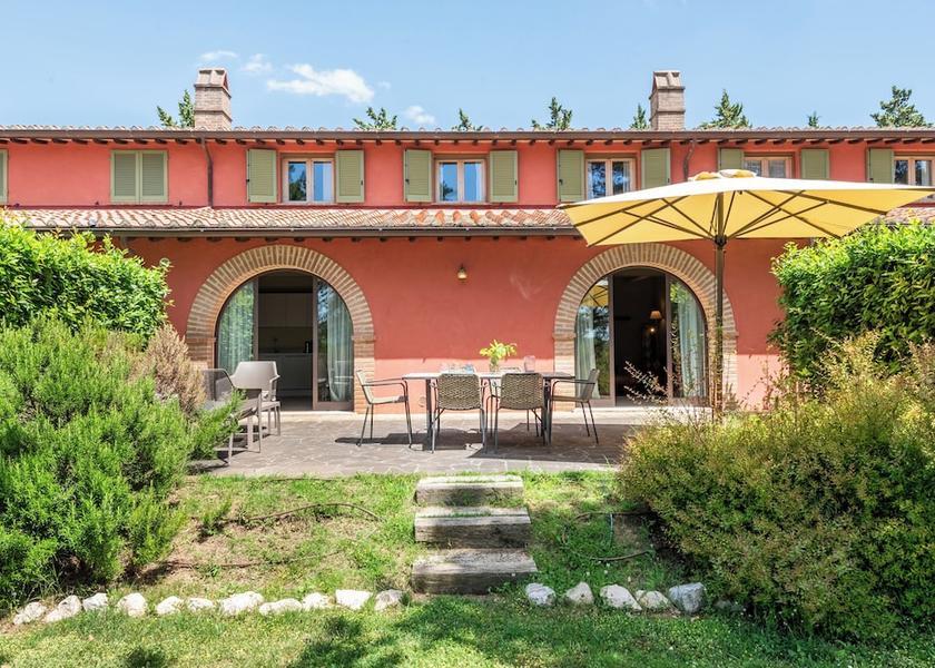 Tuscany Trequanda Exterior Detail