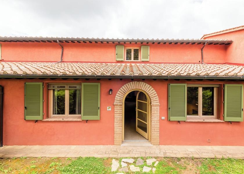 Tuscany Trequanda Exterior Detail