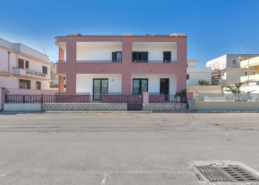 Puglia Leverano Exterior Detail