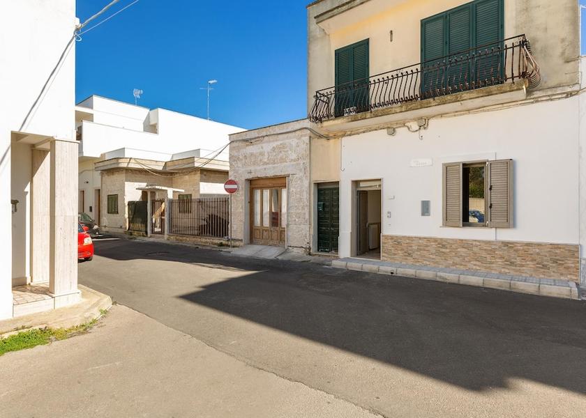 Puglia Leverano Exterior Detail