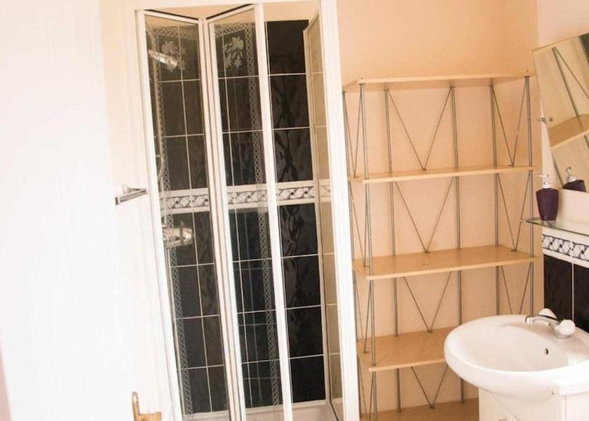 England Gillingham Bathroom