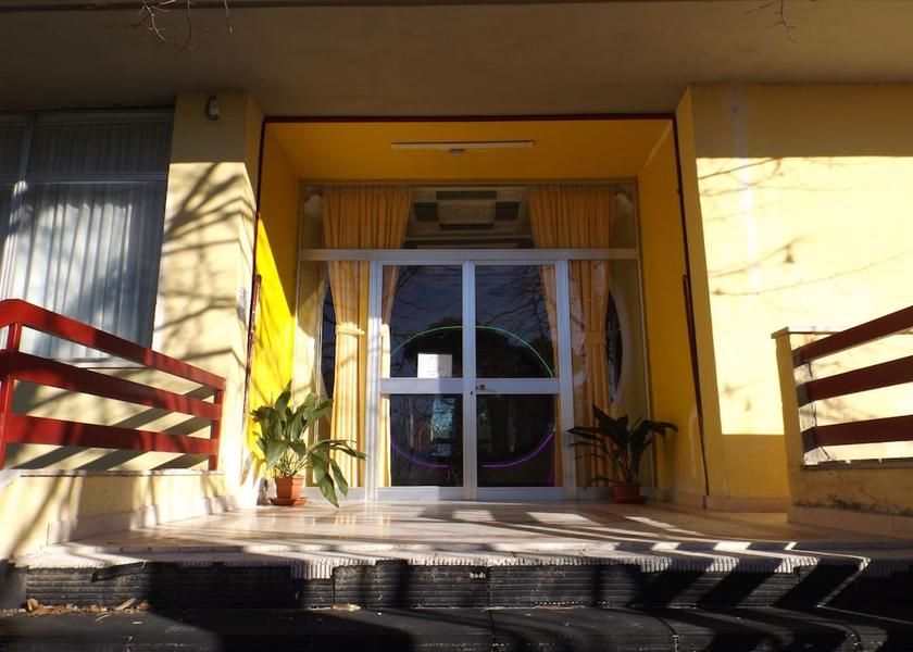 Abruzzo Teramo Entrance