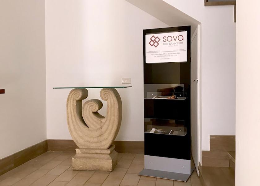 Puglia Santeramo in Colle Interior Entrance
