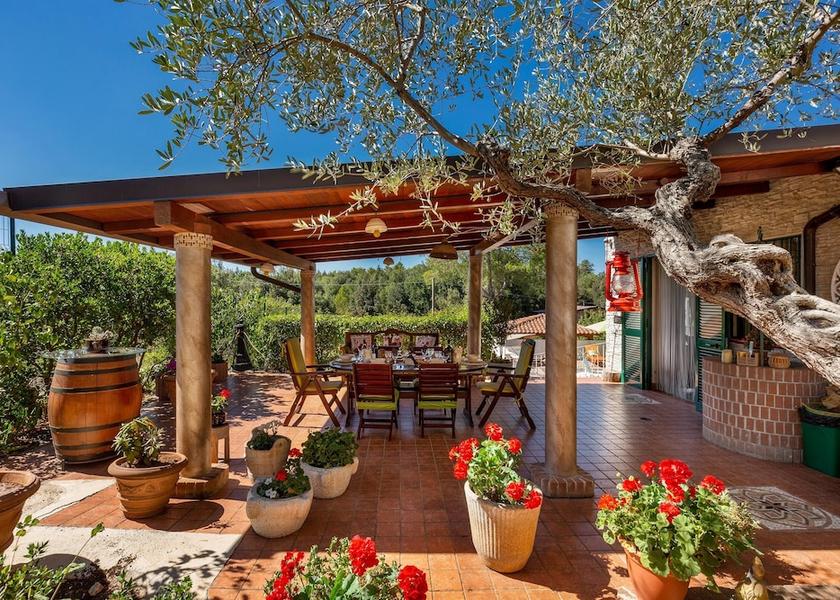 Puglia Santeramo in Colle Property Grounds