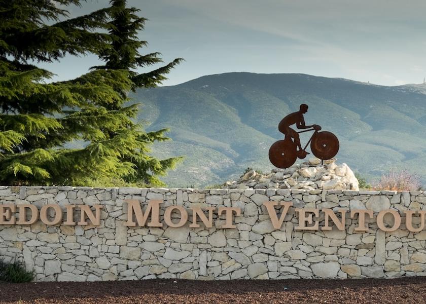 Provence - Alpes - Cote d'Azur Le Barroux Exterior Detail