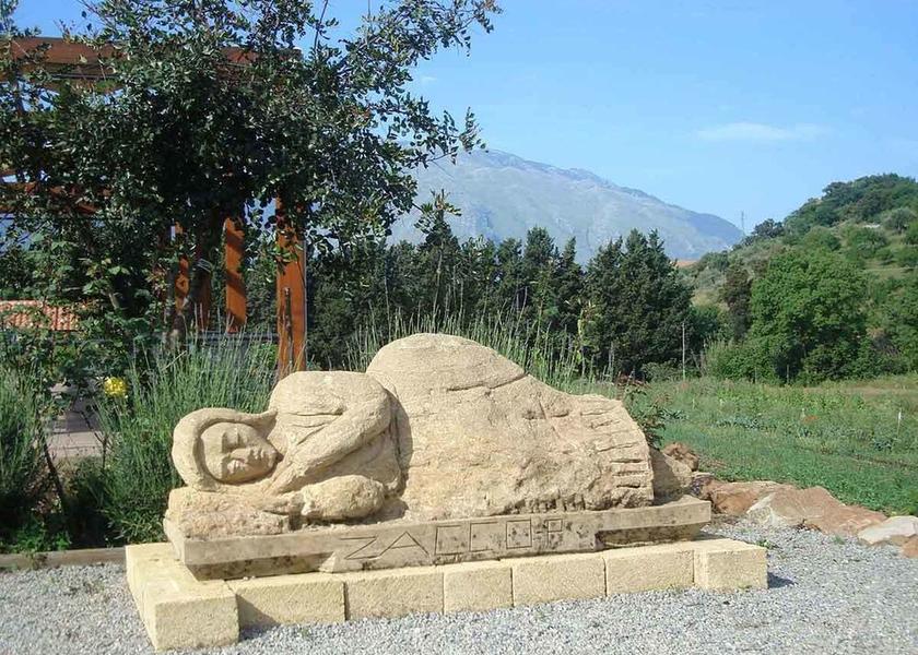 Sicily Pollina Garden