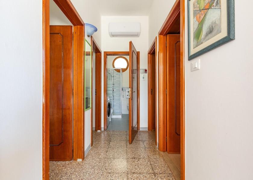 Puglia Corsano Interior Entrance