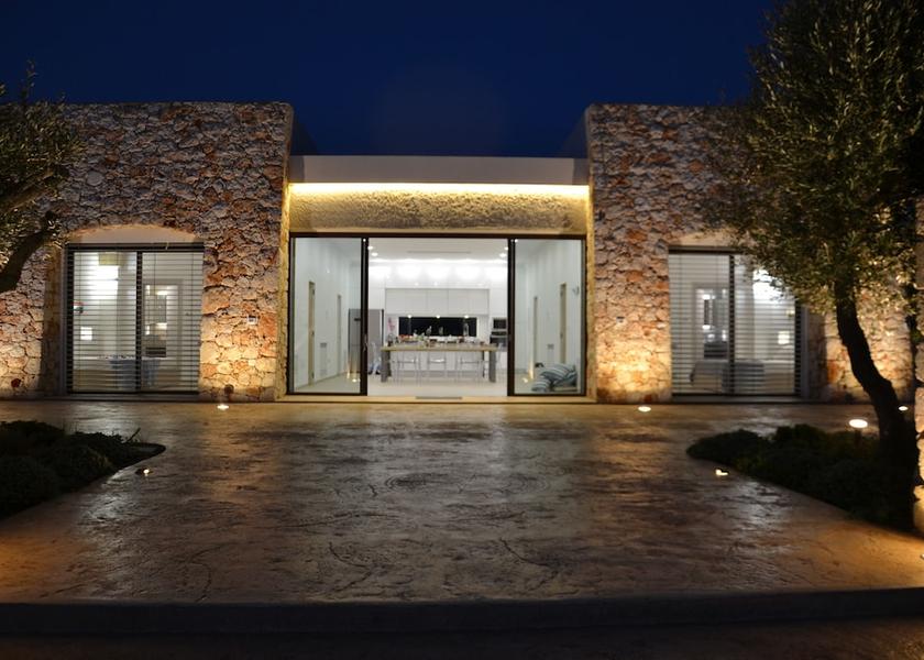 Puglia Corsano Facade
