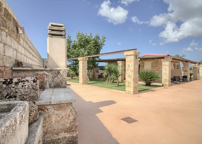Puglia Corsano Property Grounds