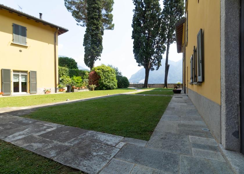 Lombardy Mandello del Lario Garden