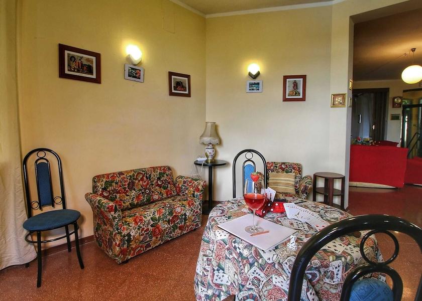 Tuscany Anghiari Dining Area