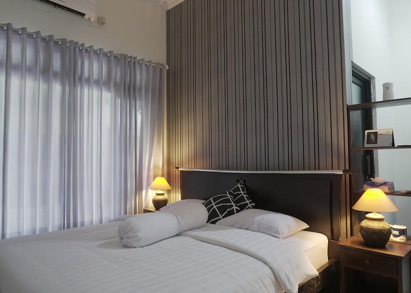  Sleman Primary image