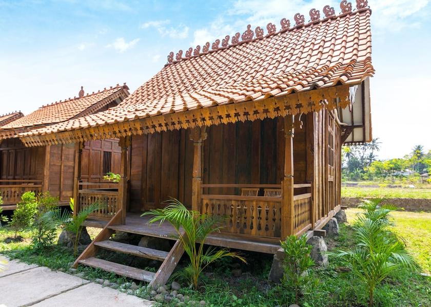  Sleman Exterior Detail