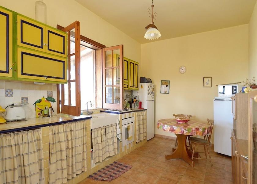 Sicily Ribera Kitchen