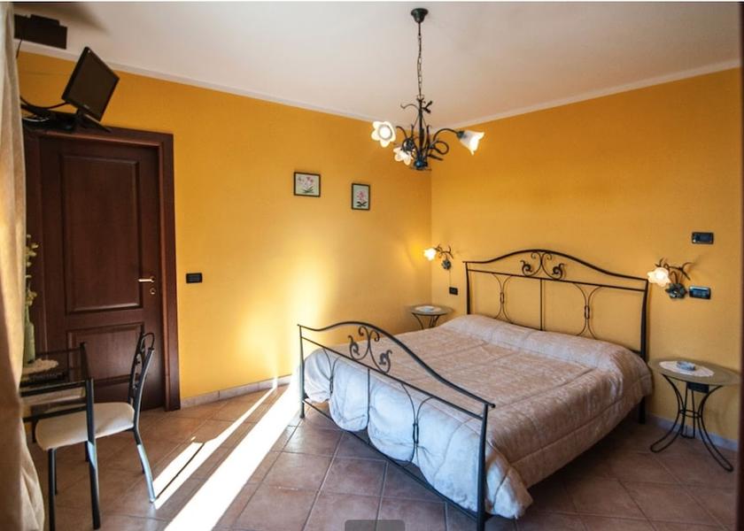 Piedmont Albaretto Della Torre Room