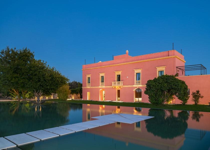 Puglia Novoli Facade