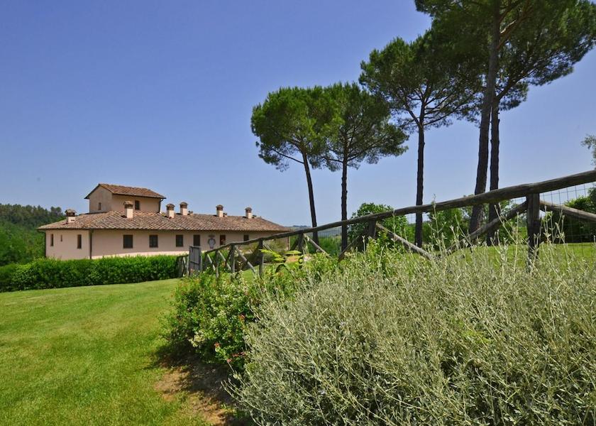 Tuscany Castelfiorentino Property Grounds