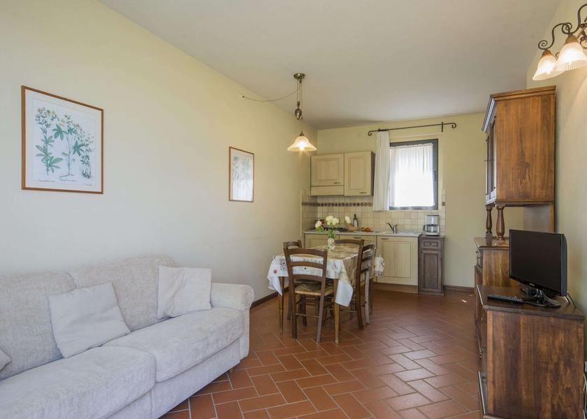 Tuscany Castelfiorentino Dining Area