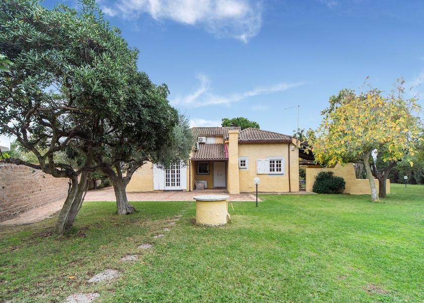 Lazio Ardea Exterior Detail