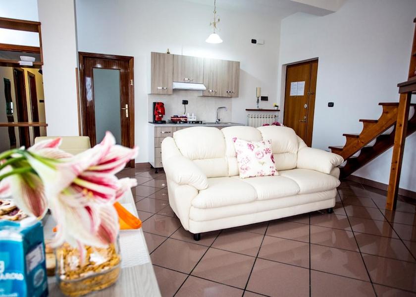 Campania Capua Living Area