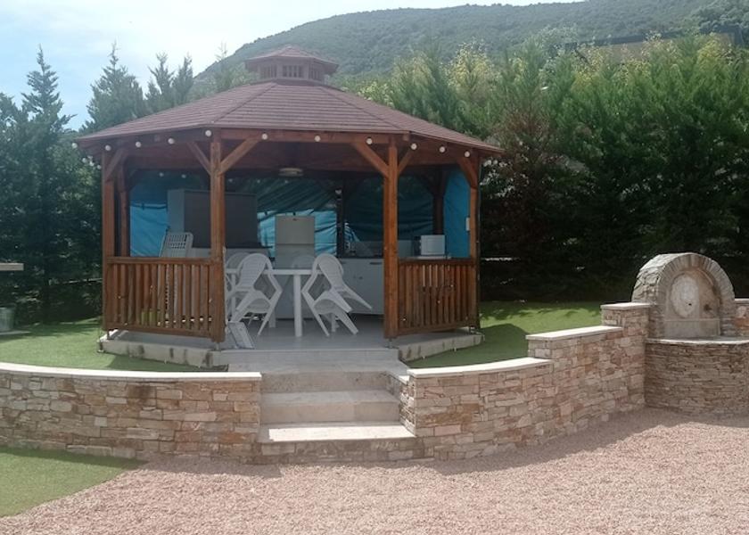 Corsica Alata Kitchen