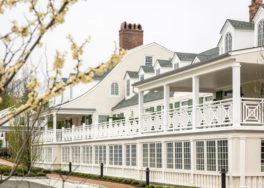 New York Hampton Bays Exterior Detail