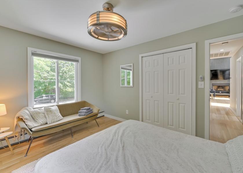 New York Hampton Bays Interior Entrance