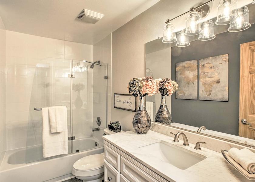 Washington Nine Mile Falls Interior Entrance