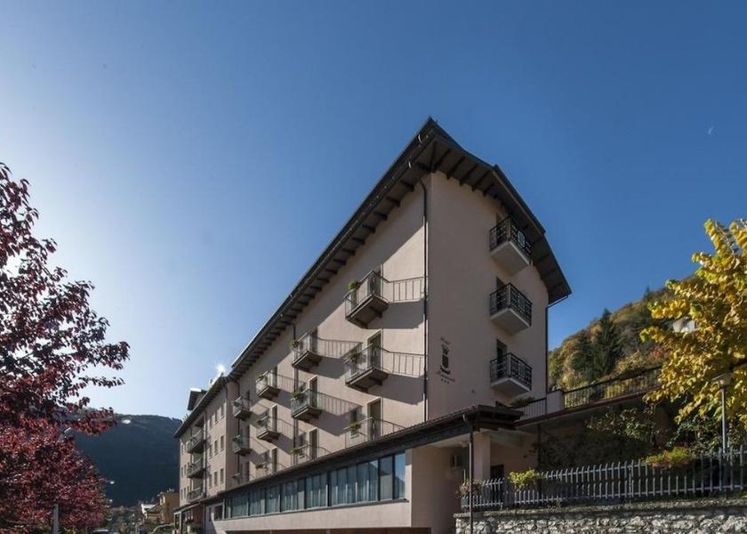 Abruzzo Scanno Exterior Detail