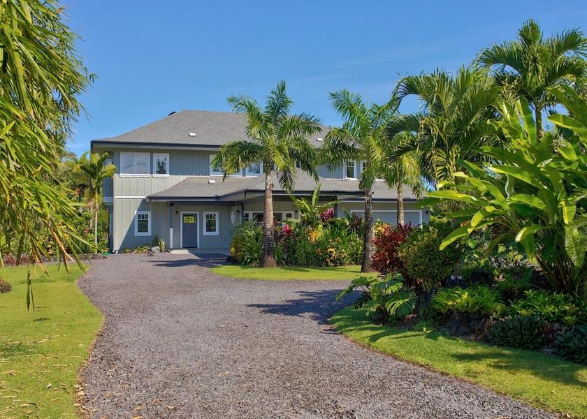 Hawaii Keaau Exterior Detail