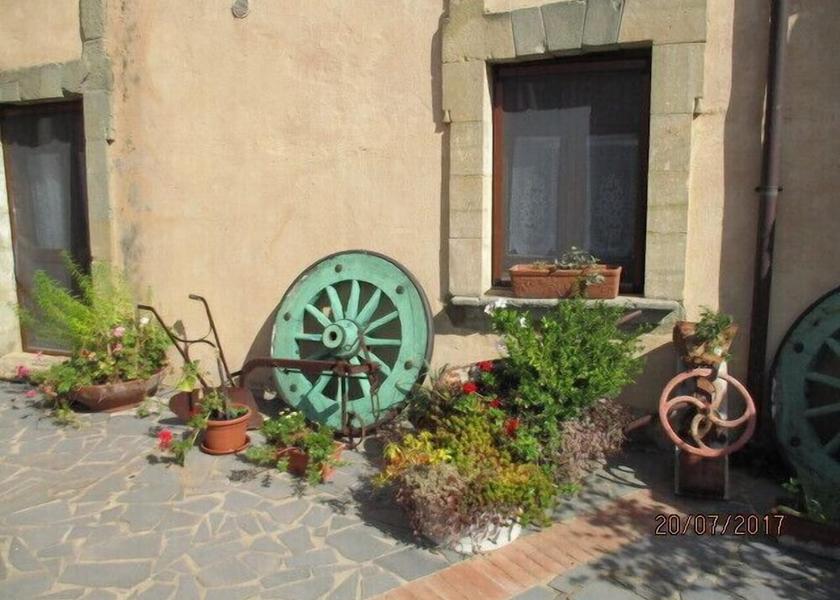 Sardinia Collinas Exterior Detail