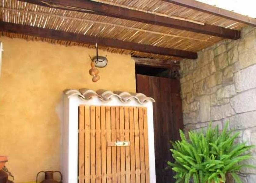 Sardinia Collinas Exterior Detail