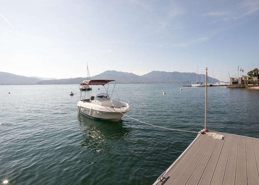 Piedmont Cannero Riviera Boating