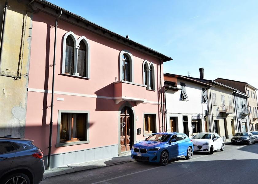 Tuscany Fivizzano Exterior Detail