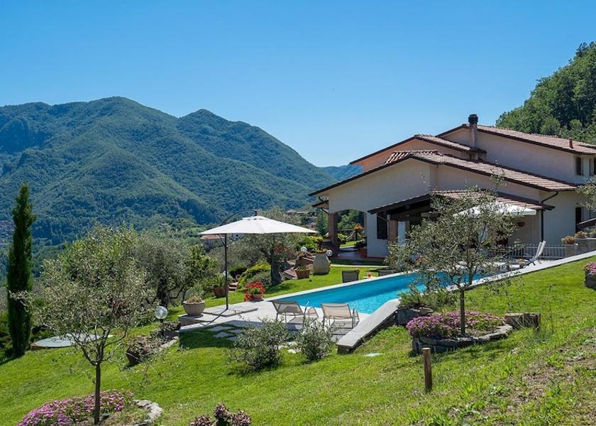 Tuscany Fivizzano Room