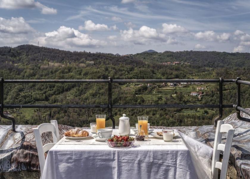 Tuscany Fivizzano Terrace