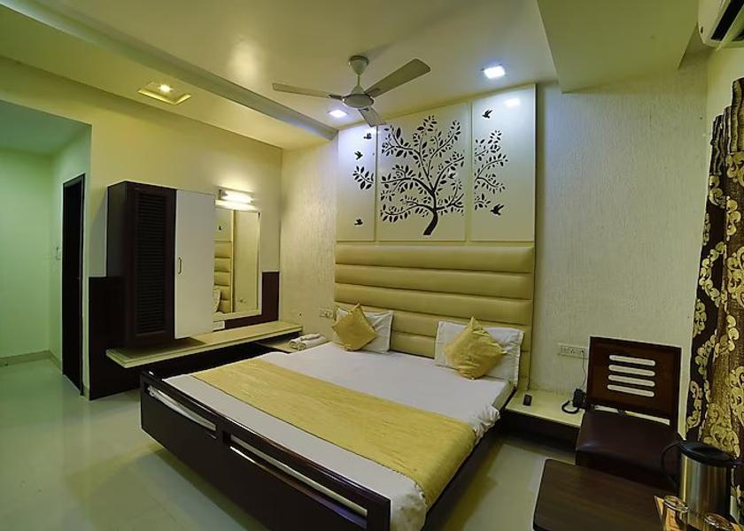 Rajasthan Mount Abu Deluxe Double Room
