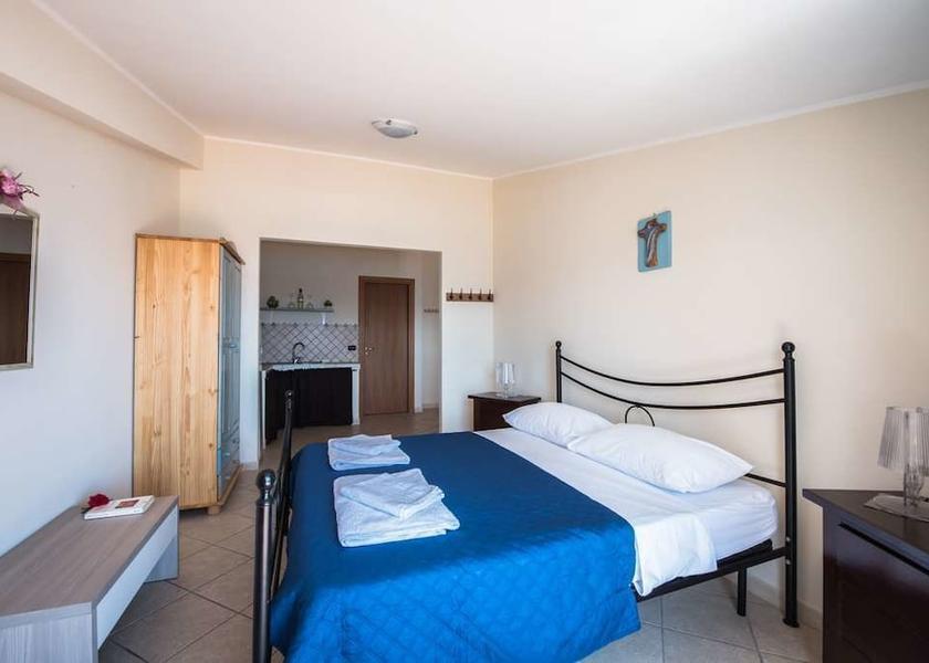 Sicily Santa Teresa di Riva Room