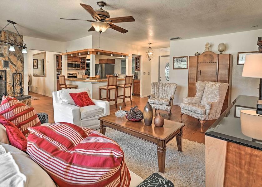 Oregon Umatilla Interior Entrance