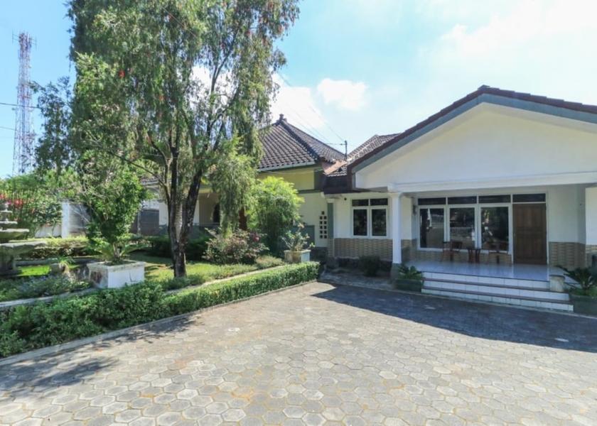 East Java Batu Exterior Detail