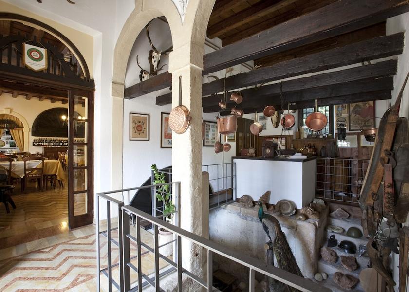 Veneto Colognola ai Colli Interior Entrance