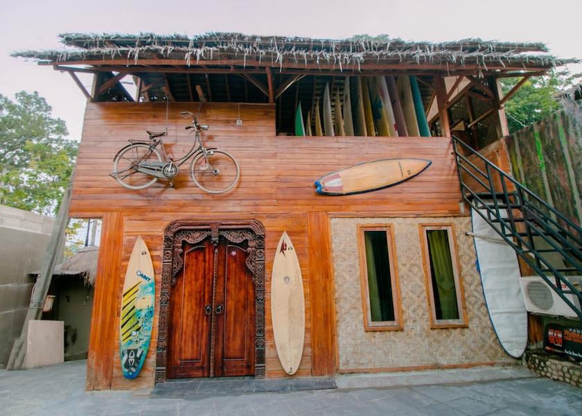 Banten Cikakak Facade