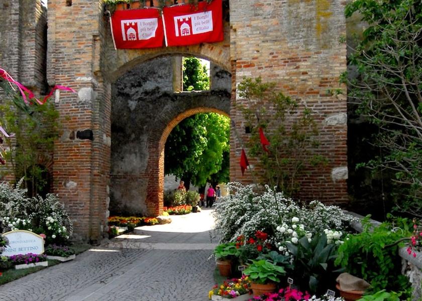 Lombardy Monzambano Exterior Detail