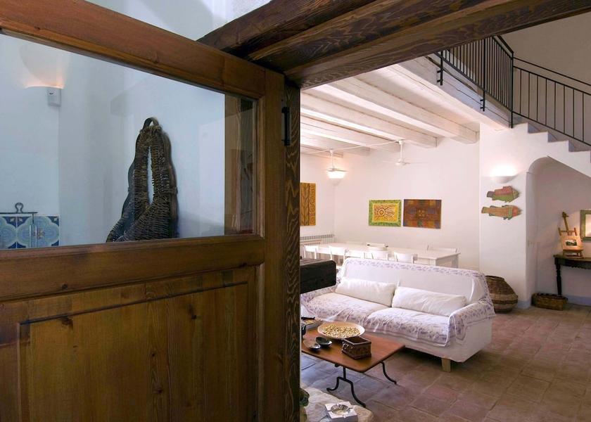 Sicily Partinico Interior Entrance