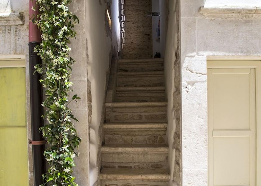 Puglia Putignano Entrance