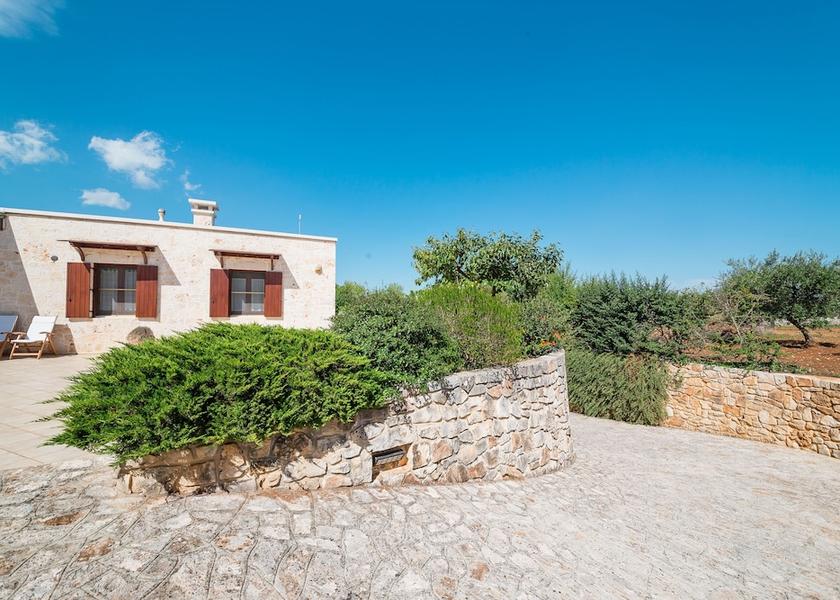 Puglia Putignano Exterior Detail