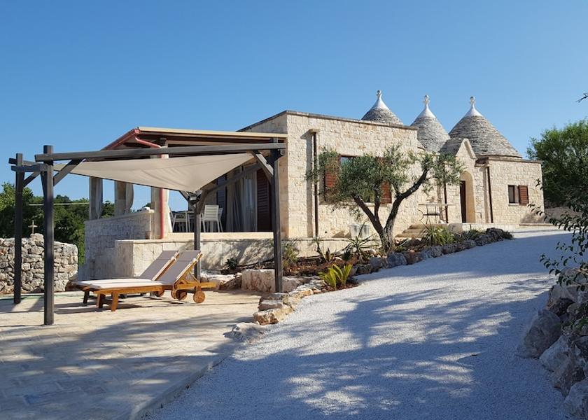 Puglia Putignano Exterior Detail