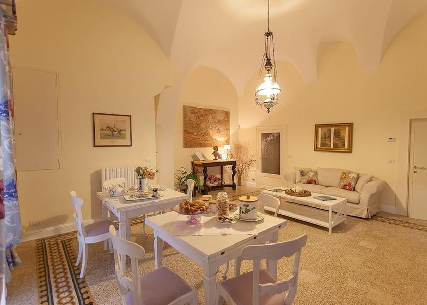Puglia Putignano Interior Entrance