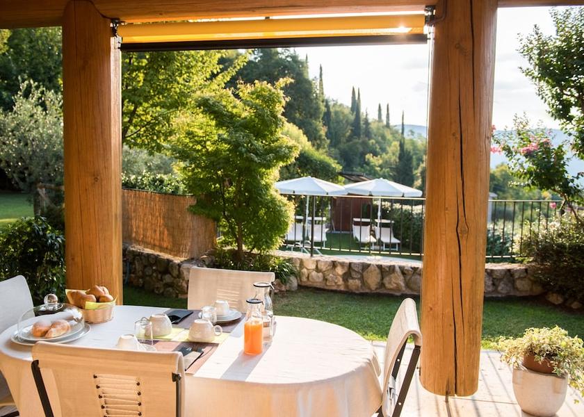 Veneto Caprino Veronese Breakfast Area